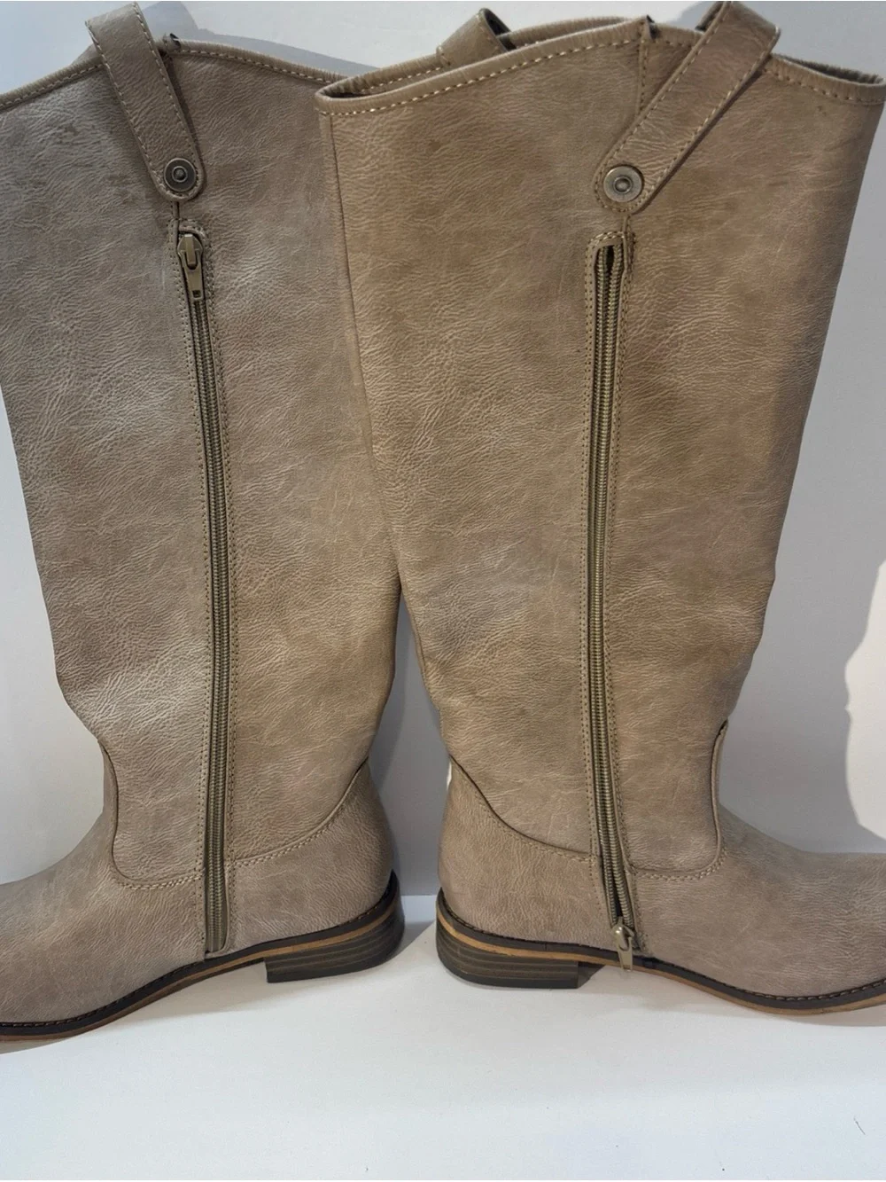 Breckelles Women's Knee high  Riding Boots in Taupe size 8
